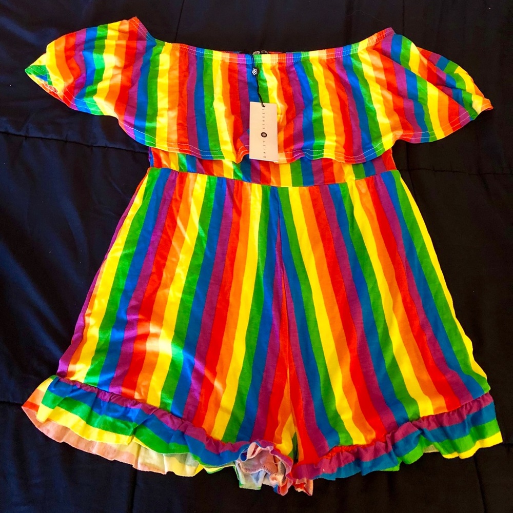Vibrant Rainbow 🌈 Romper with Tags